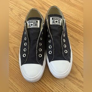 Converse Chuck Taylor Navy Slip-on Women’s size 8.5, Men’s size 6.5